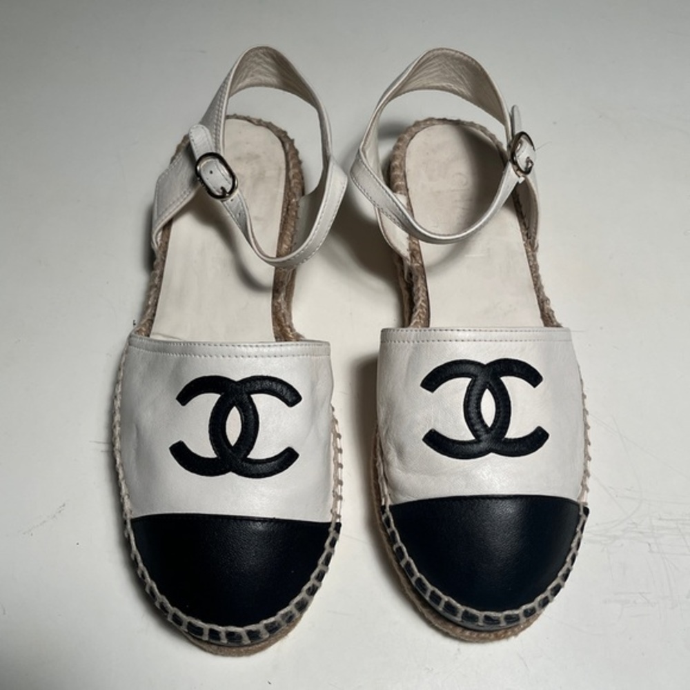 CHANEL Beige and Cream Espadrille Sandals